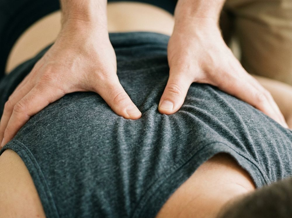 pinched nerve chiropractor manhattan beach